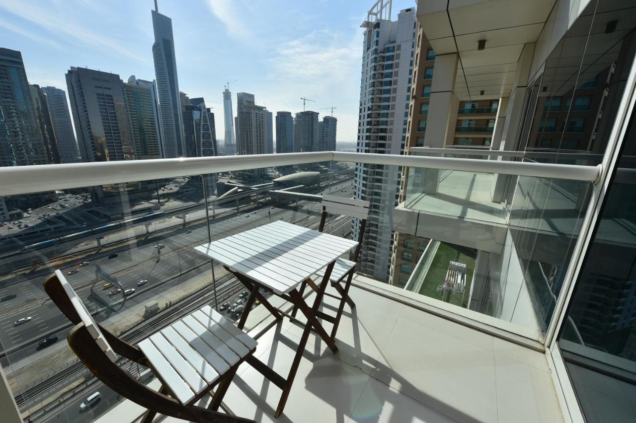 Cozy Studio Apt In Marina - Near Metro, Beach & Mall Apartment Dubai Luaran gambar